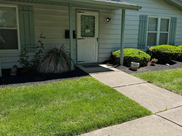2515 Nassau Dr #25D, Columbus, OH 43232