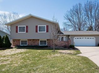 3315 8th Ln NW, Rochester, MN 55901