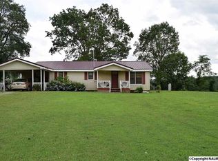 1036 Gizzard Point Rd, Scottsboro, AL 35768