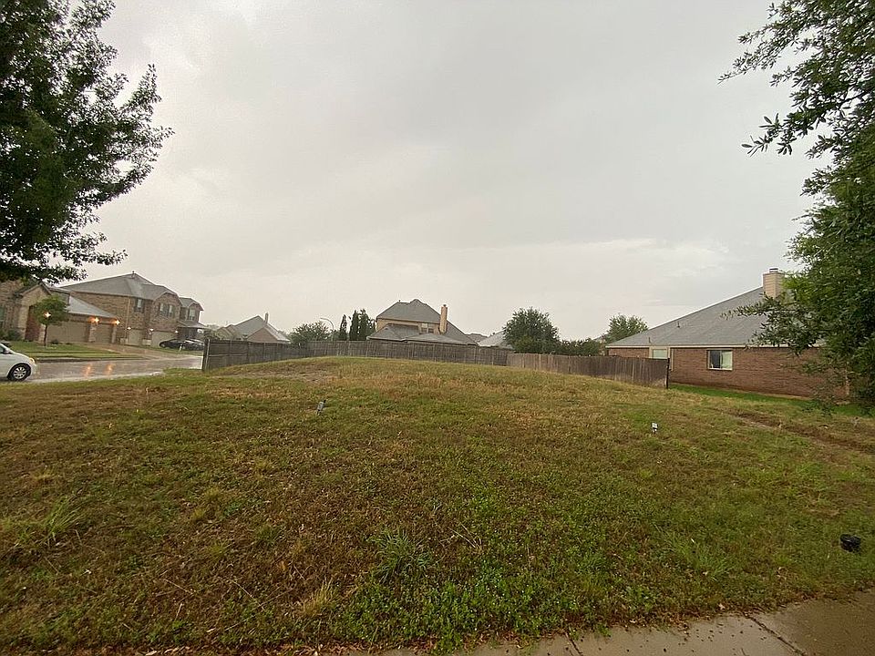 1st image of 15840 Badger Creek Ln