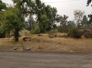 321 SE Silvis Ln, Bend, OR 97702