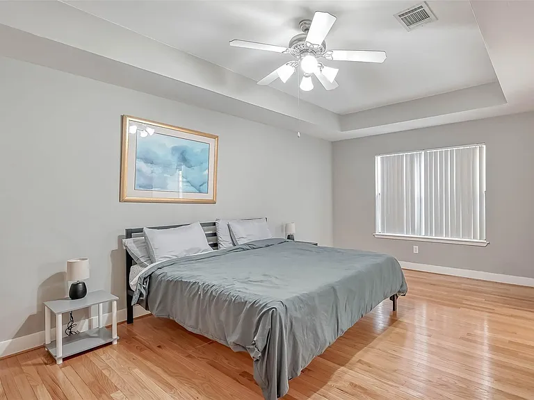 9701 Marlive Ln — Photo 17