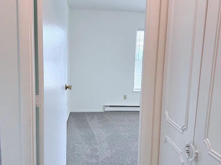 W Northwood Dr — Photo 9