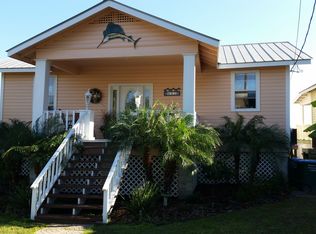 642 1st St, Cedar Key, FL 32625