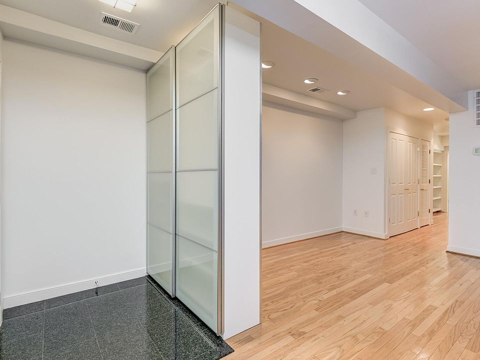 entrance into living room