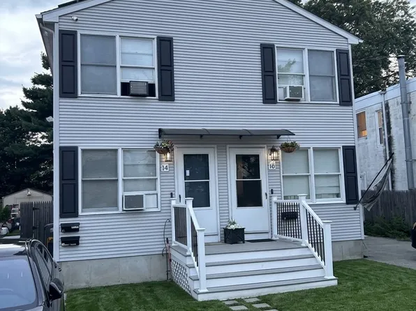 (undisclosed Address), Pawtucket, RI 02860