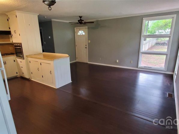 124 Roxie Ln, Belmont, NC 28012