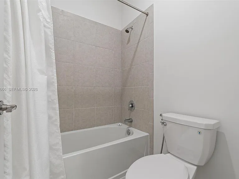 11903 SW 241st St — Photo 39