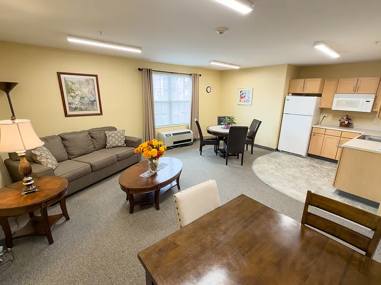 Reynolds Pointe Senior Apartments — Photo 5