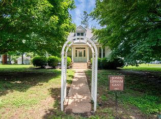 25374 Children St, Elkmont, AL 35620