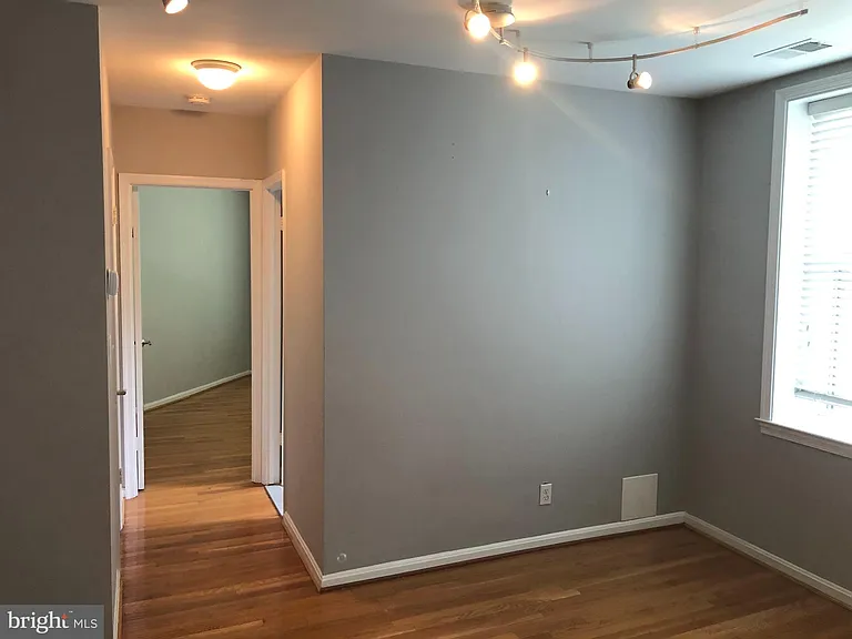 2001 16th St NW #204 — Photo 12