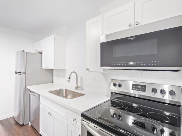 312 E Kinderman Dr APT 6