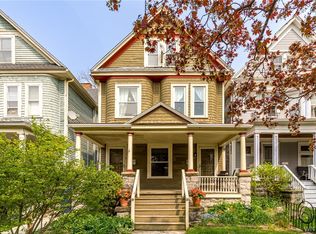 39 Greenfield St, Buffalo, NY 14214