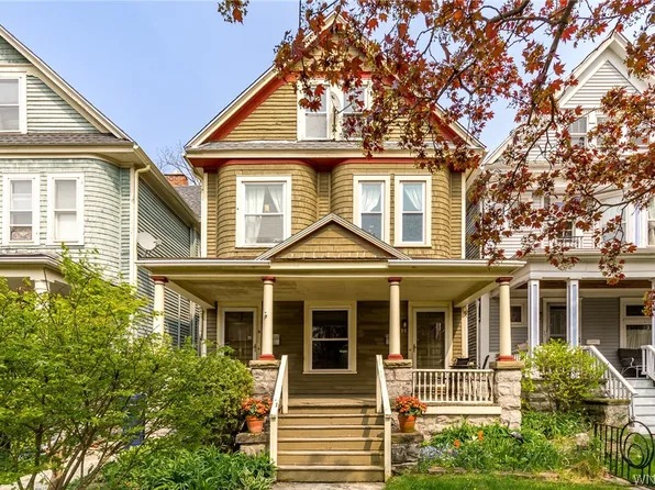 39 Greenfield St, Buffalo, NY 14214