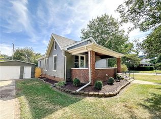 614 Ten Broeck St, Paris, IL 61944