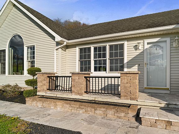 5th image of 897 Walltown Rd