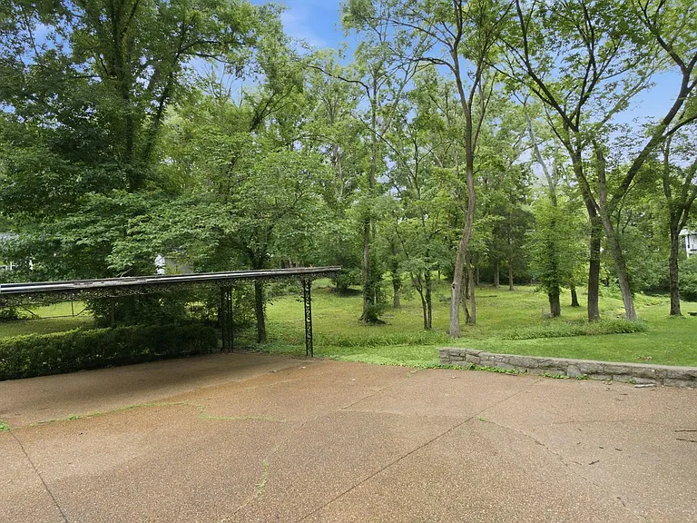 714 Davidson Rd — Photo 35