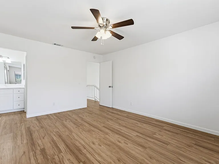 15192 Moir Ct — Photo 13