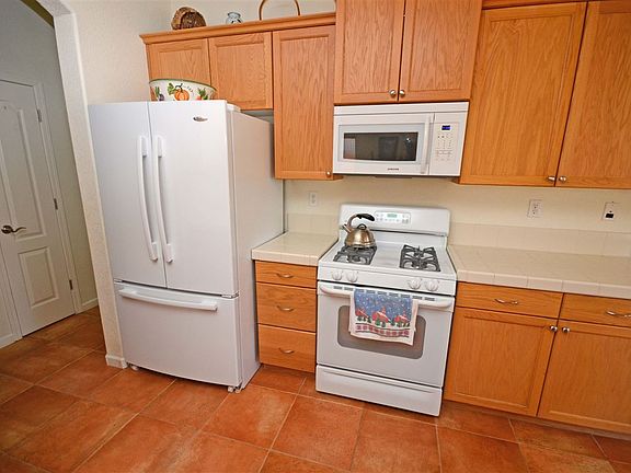 4th image of 1367 Horse Creek Way