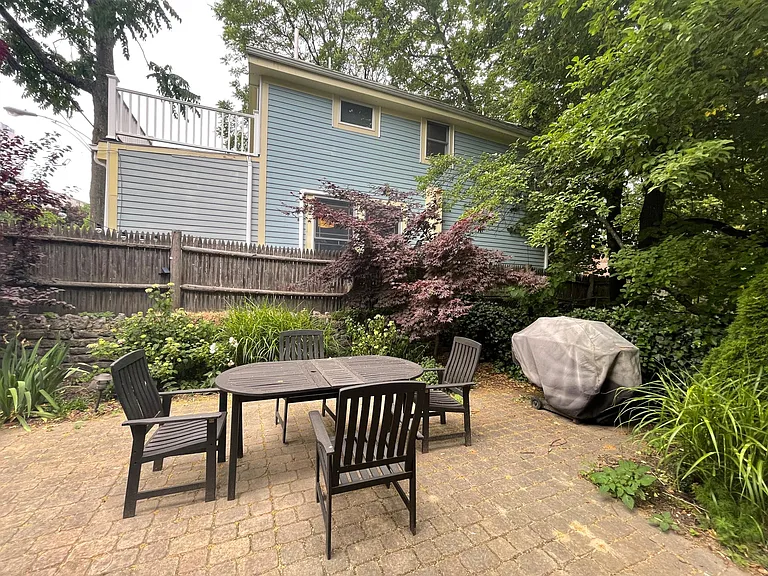 23 Essex St #2 — Photo 20