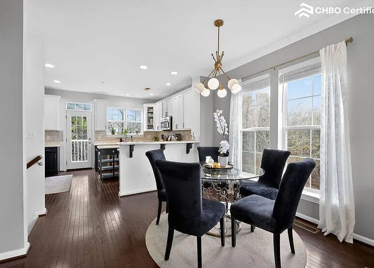 7450 Riding Meadow Way — Photo 18