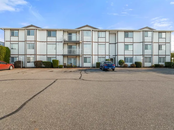 45669 McIntosh Dr #220, Chilliwack, BC V2P 6V4