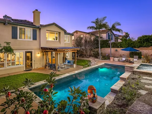 1265 Veronica Ct, Carlsbad, CA 92011