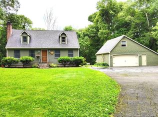 26 Whitney Rd, Columbia, CT 06237