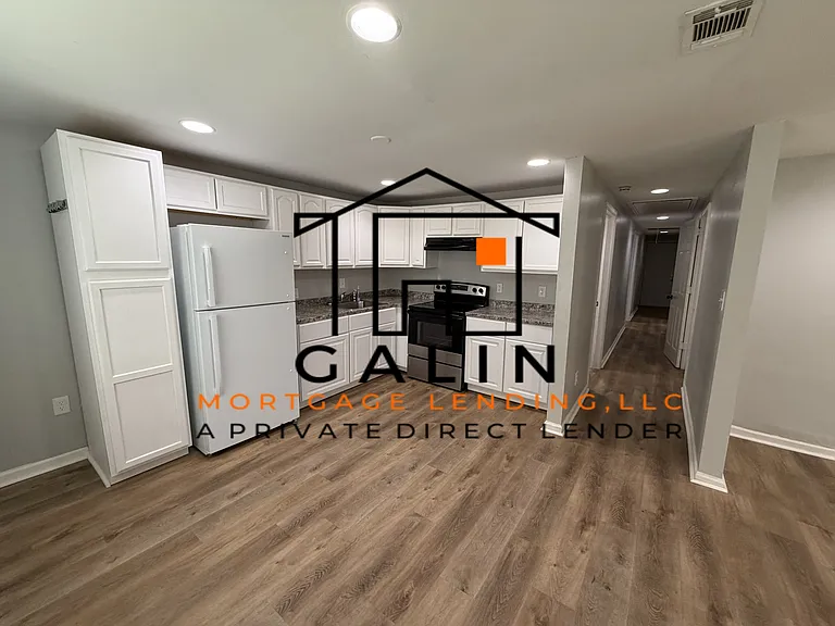 808 Carroll St — Photo 3