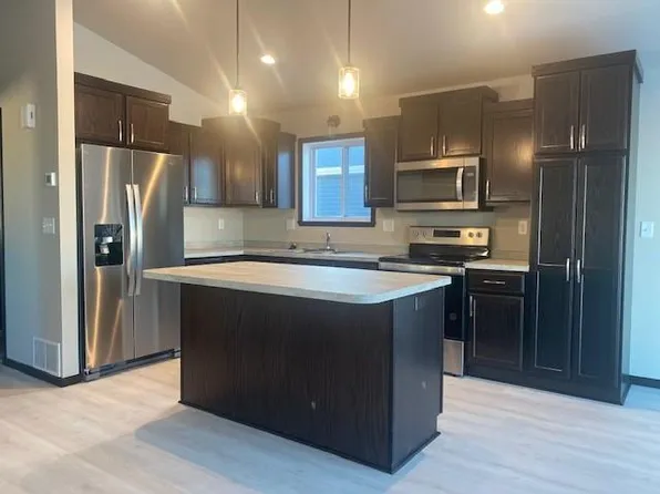 6761 71st Ave S, Horace, ND 58047