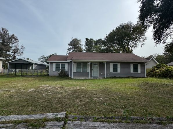 688 Pearson Cir