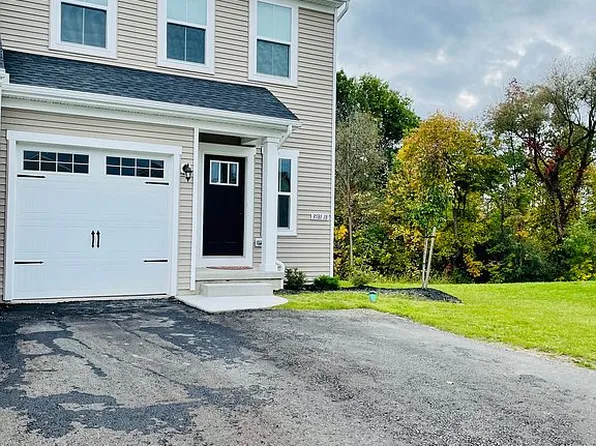 3581L Big Tree Rd #18, Hamburg, NY 14075