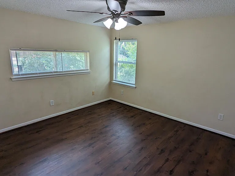 126 Caraway Dr — Photo 31