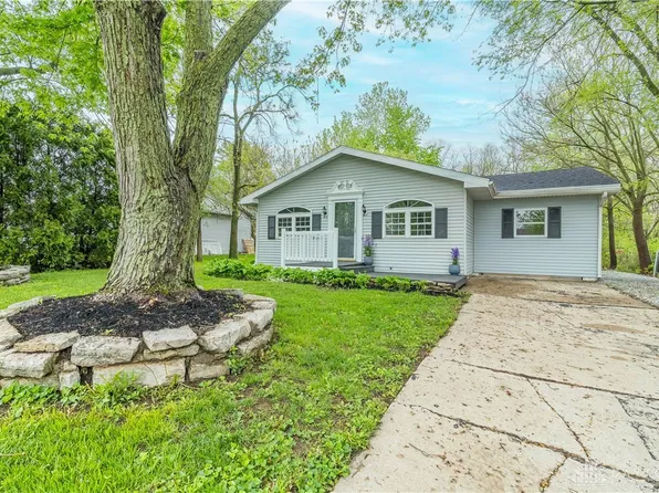 109 Rupolo Dr, Saint Paris, OH 43072