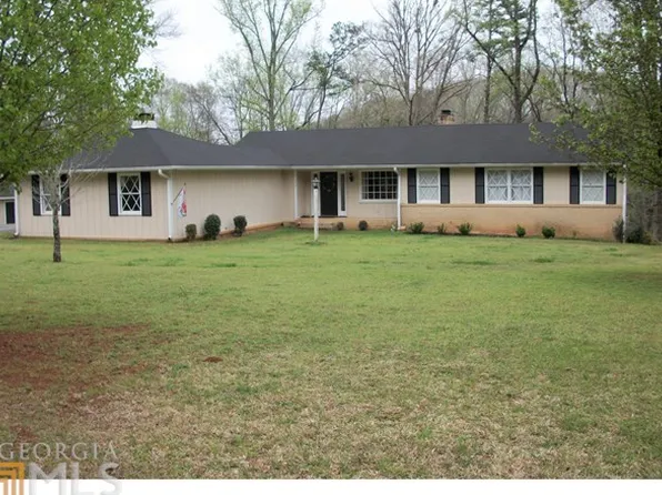 714 Cleveland Rd, Bogart, GA 30622