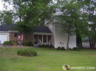 6847 Oakland Dr, Douglasville, GA 30135
