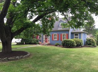 222 Overbrook Ave, Dallas, PA 18612