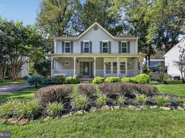 15063 Lindenberry Ln, Dumfries, VA 22025