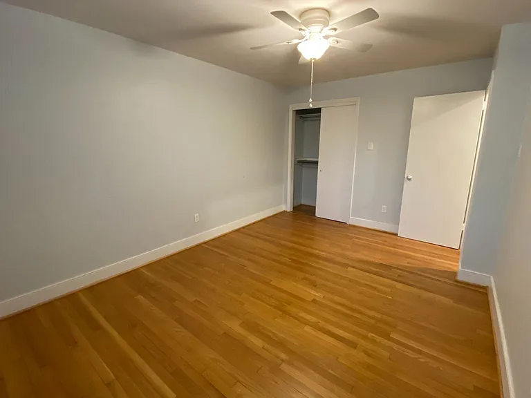 4030 Forest Hill Ave #8 — Photo 10