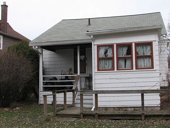4th image of 32 Wandle Ave