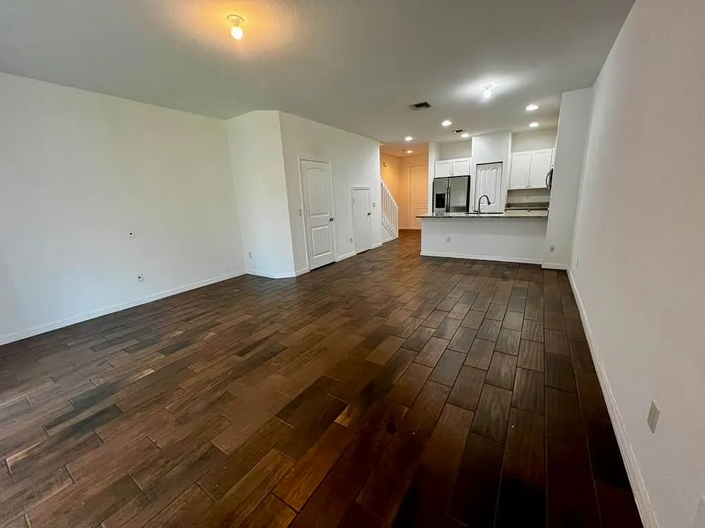 3 bed, 1578 sqft, $2,775 — Photo 2