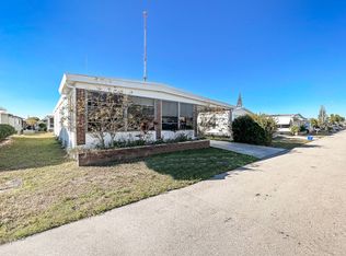 905 Calamondin Ct, North Fort Myers, FL 33917