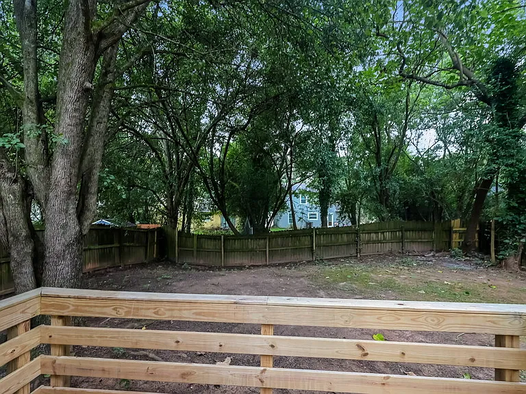 6052 Creekford Dr — Photo 16
