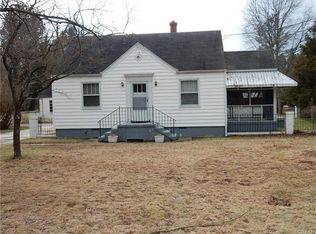 12111 Robious Rd, Midlothian, VA 23113