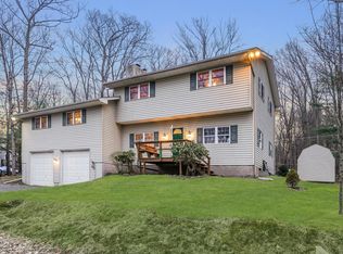 113 Deer Path, Tafton, PA 18464