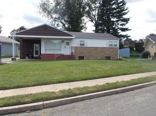 349 Agabiti Ct, Hamilton, NJ 08610