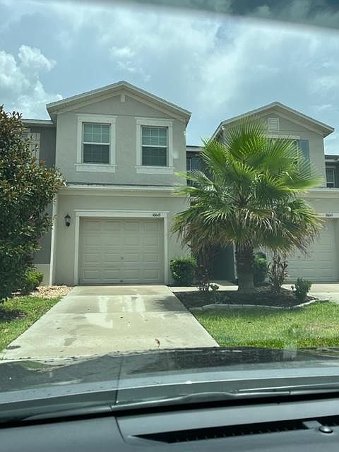 1st image of 10643 Lake Montauk Dr