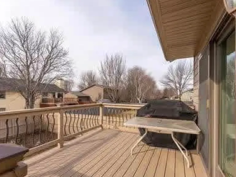 4917 E Havenhill Dr — Photo 3