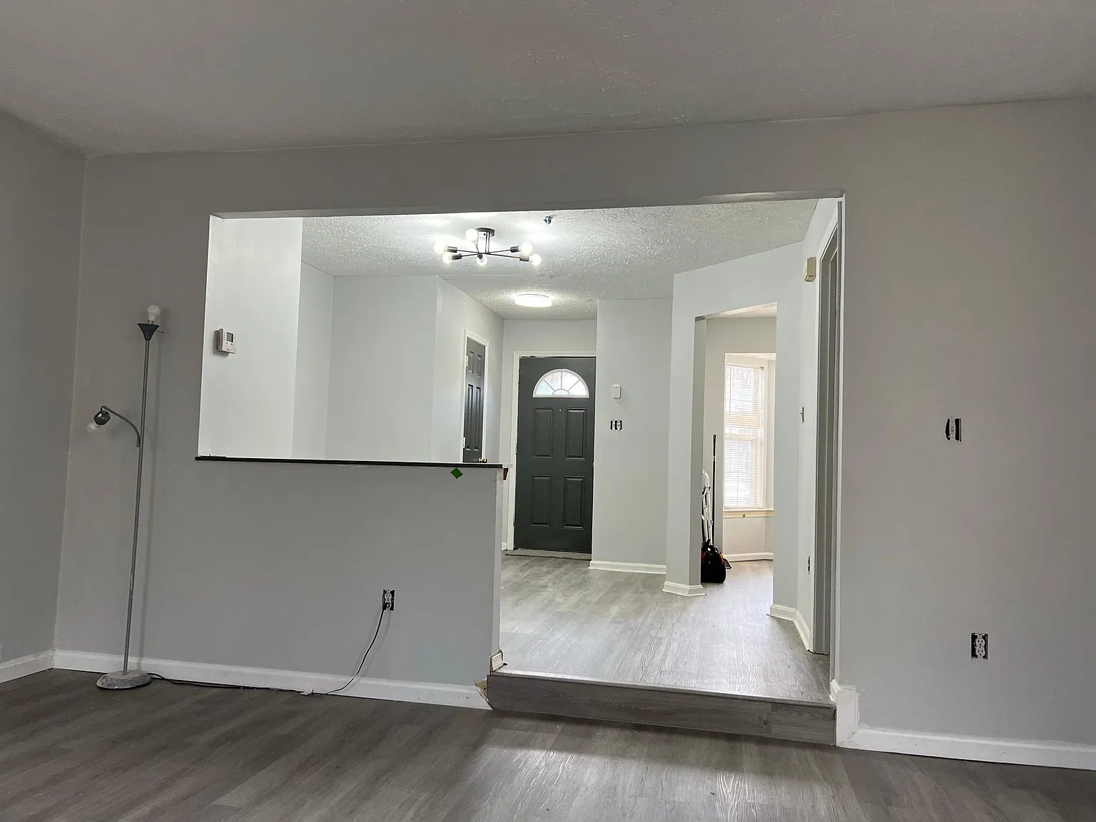 4146 Silver Park Ter — Photo 2
