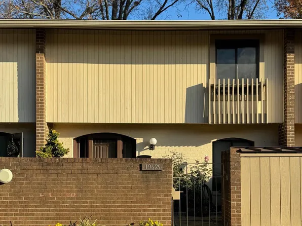 19629 Brassie Pl #2H, Gaithersburg, MD 20886